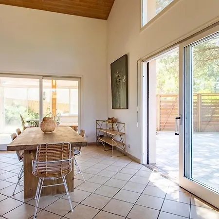 Casa de Férias équipée Dans Les Vallons Du Ferret à 5 Min De La