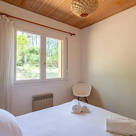 Casa de Férias équipée Dans Les Vallons Du Ferret à 5 Min De La *